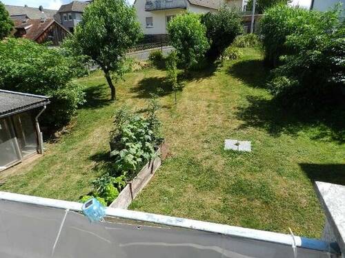 Blick in den Gartenbereich - 