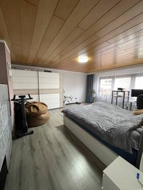 Schlafzimmer.jpg - Etagenwohnung mit 102,00 m&sup2; in Mömbris zur Miete