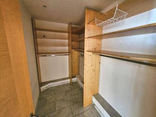 Ankleide - Etagenwohnung mit 104,00 m&sup2; in Bad Kissingen zum Kaufen