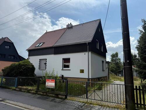 Bild 1 - Kleine Doppelhaushälfte in Großerkmannsdorf direkt an der Dresdner Heide gelegen