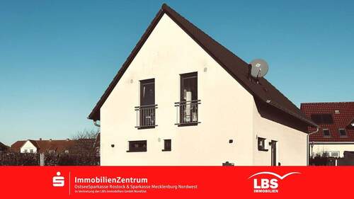 straßenseitige Gebäudeansicht - Ihr neues Zuhause beginnt hier - 479.000,00&nbsp;EUR Kaufpreis, ca.&nbsp; 121,00&nbsp;m&sup2;&nbsp;Wohnfl&auml;che