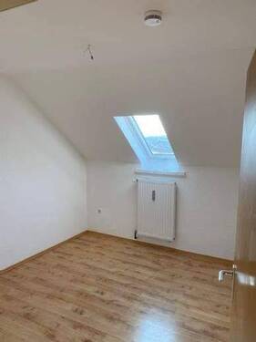 Laminatboden - Etagenwohnung mit 72,00 m&sup2; in Nienburg (Weser) zur Miete