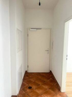 Flur - 2 Zimmer Etagenwohnung zur Miete in Eberswalde