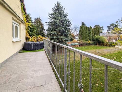 Balkon - Einfamilienhaus mit 284,40 m&sup2; in Naunhof zum Kaufen