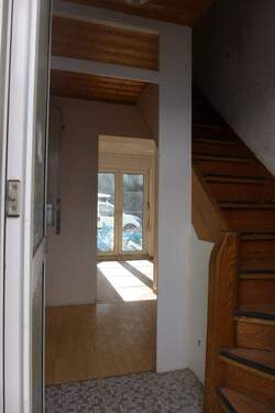 Eingangsbereich - 5 Zimmer Mehrfamilienhaus, Wohnhaus in Gernsheim