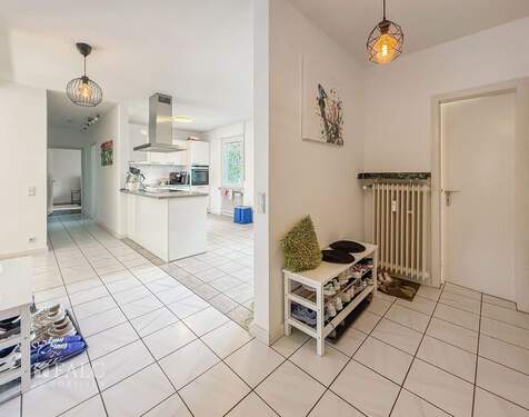 Flur - 2 Zimmer Etagenwohnung in Köln-Lindenthal