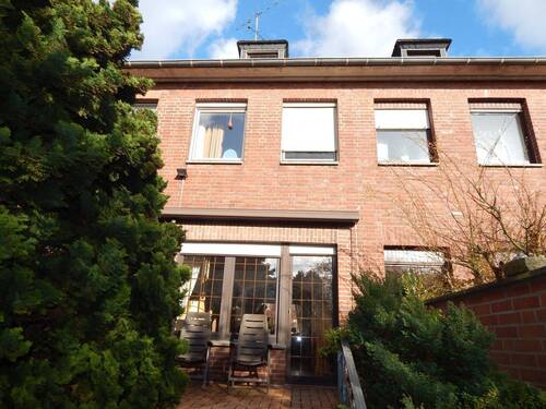 Aussenansicht - Direkt am Pappelsee - Wohnung mit Studio (ca. 25 m² Nutzfläche) Garten, Garage und Stellplatz