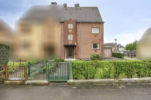 Hausansicht - 6 Zimmer Doppelhaushälfte zum Kaufen in Leverkusen
