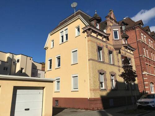 Aussenansicht - Stilvoll renovierte Altbauwohnung