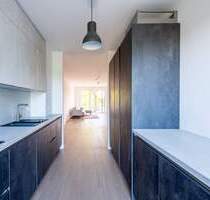 Elegante 4-Zimmer-Wohnung mit Südbalkon, Einbauküche & hochwertiger Ausstattung nahe Prenzlauer Berg - Berlin Heinersdorf