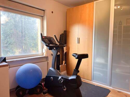 Schlaf-/Arbeitszimmer im Obergeschoss...!! - 