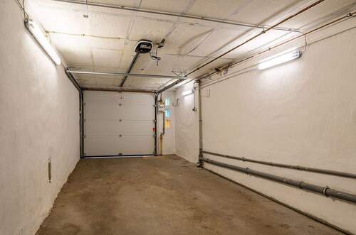 18336 Garage - 