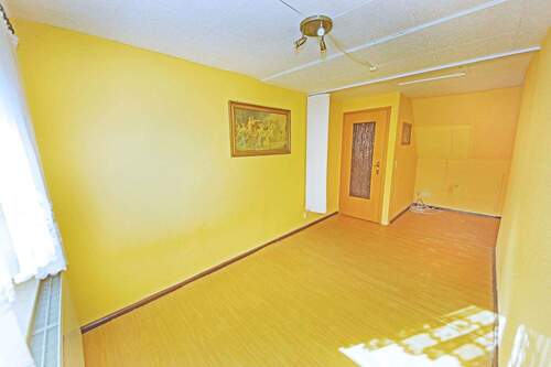 Kinder- / Durchgangszimmer im DG - 