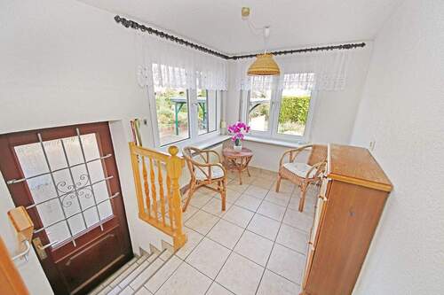 Veranda im EG - 3 Zimmer Mehrfamilienhaus, Wohnhaus zum Kaufen in Dessau-Roßlau