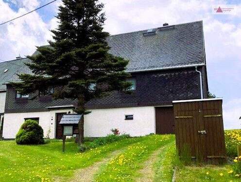 Titel - Sanierungsbedürftiges Bauernhaus mit großem Grundstück: Einfamilienhaus in Marienberg OT Satzung