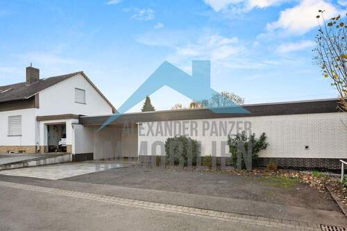 Außenansicht - 6 Zimmer Einfamilienhaus zum Kaufen in Niestetal / Sandershausen