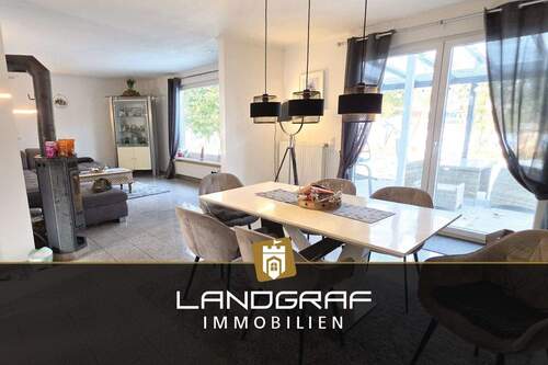 Wohnbereich - Mehrfamilienhaus, Wohnhaus mit 170,00 m&sup2; in Harpstedt zum Kaufen