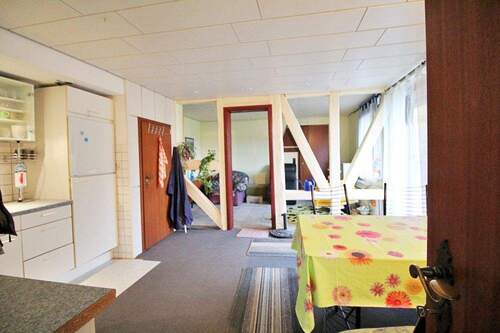 Blick vom Eßzimmer Richtung Schlafzimmer - 