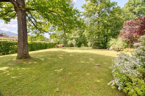West Garten mit altem Baumbestand - Einfamilienhaus mit 285,00 m&sup2; in Nußdorf zum Kaufen