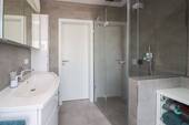 Badezimmer DG - 