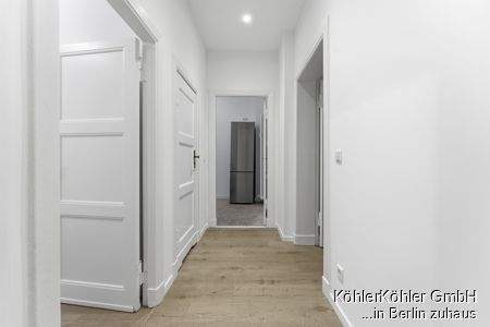flur - Etagenwohnung mit 59,00 m&sup2; in Berlin zur Miete