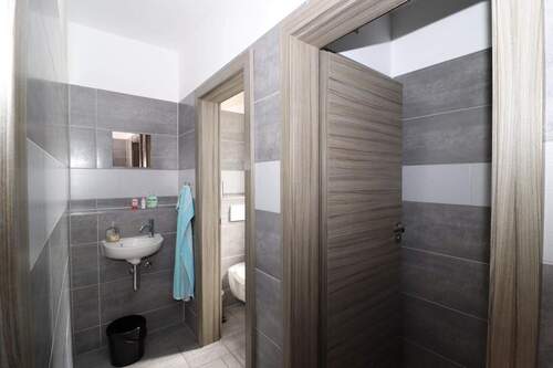 EG Sanitärräume Frauen - 