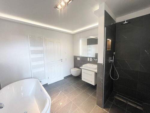 Bad - 3 Zimmer Etagenwohnung in Leipzig