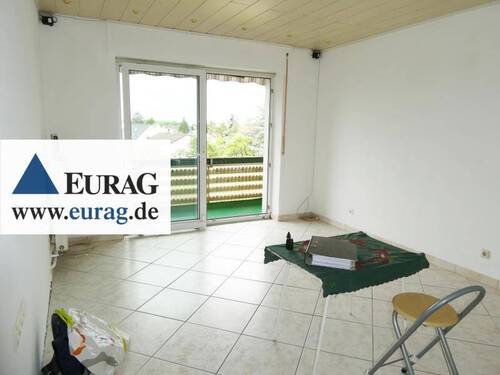 Zimmer 1 - FÜ-Eigenes Heim: Gut geschnittene 3-Zimmer-Wohnung mit 2 Balkonen (3.OG)