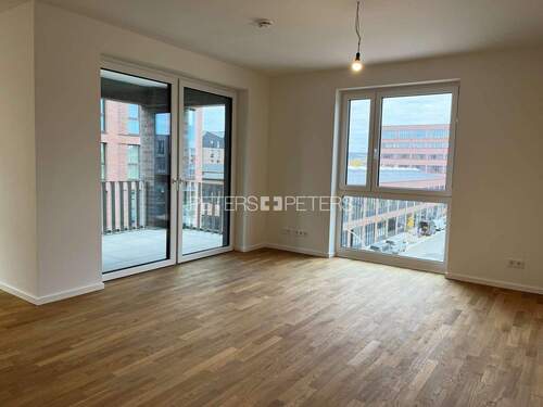 Wohnzimmer - 3 Zimmer Etagenwohnung zur Miete in Hamburg