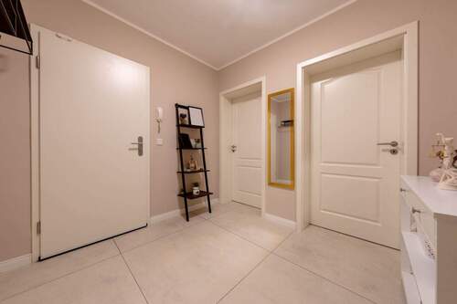 EG Eingangsbereich - 7 Zimmer Einfamilienhaus zum Kaufen in Selm