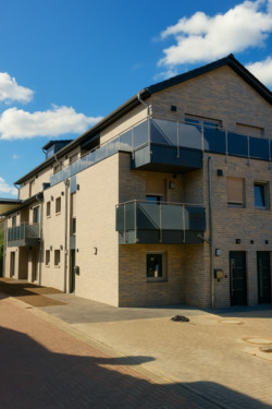 RD15 Frontansicht Visualisierung - **Exklusive niedrigstenergie Neubauwohnung KfW 40 in zentrumsnaher Toplage - 5 % Afa + KFW Kredit - Überschuss von bis zu 200 € pro Monat - inkl