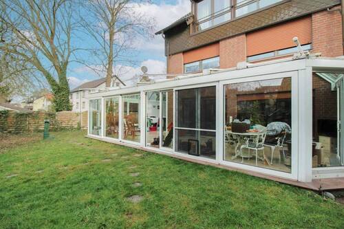 Ansicht Wintergarten (außen) - 6 Zimmer Einfamilienhaus zum Kaufen in Essen