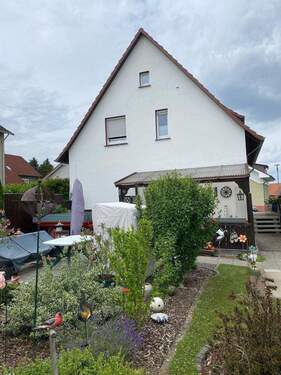 Bild - Haus - Rückseite.jpg - 5 Zimmer Einfamilienhaus in Warburg