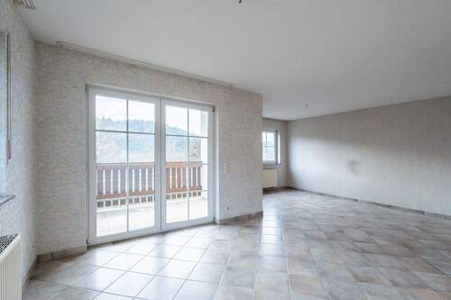 18359 Wohnbereich - Etagenwohnung mit 93,00 m&sup2; in Jünkerath zum Kaufen