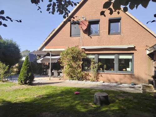 Gartenansicht - 8 Zimmer Einfamilienhaus in Tating