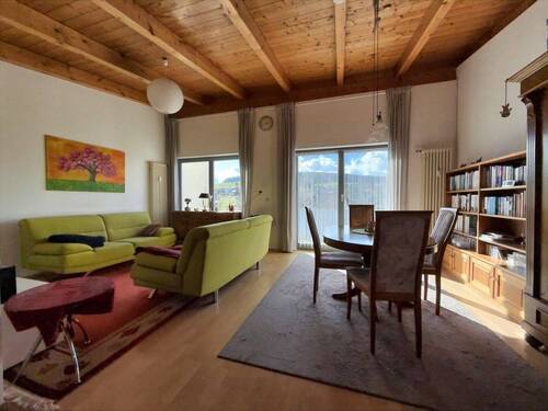 Wiohnen/Essen mit Balkon - 