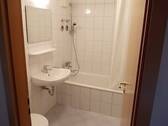 Bad.JPG - 2 Zimmer Etagenwohnung zum Kaufen in Neuenhagen bei Berlin