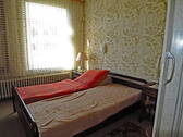 Schlafzimmer im Erdgeschoss - 