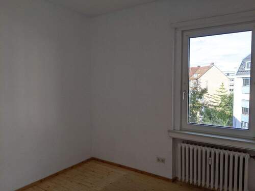 Zimmer 3 - 
