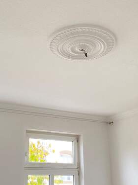 Zierelement an der Decke.jpg - 