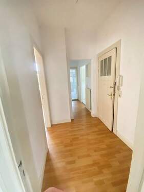 Hereinspaziert.jpg - Sonnige 3 Zi. Whg 1OG. mit Wintergarten und Garten