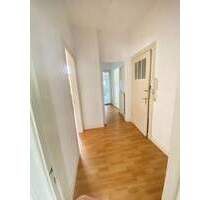 Sonnige 3 Zi. Whg 1OG. mit Wintergarten und Garten - Eutin