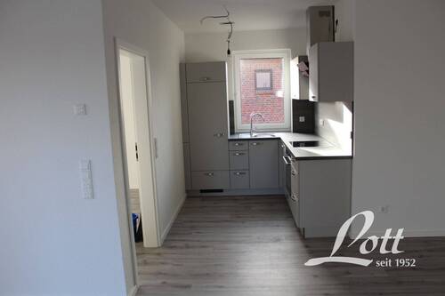 Küchenansicht - Etagenwohnung mit 78,30 m² in Apen / Augustfehn zur Miete