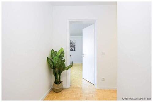 Eingangsbereich - 2 Zimmer Etagenwohnung zum Kaufen in München