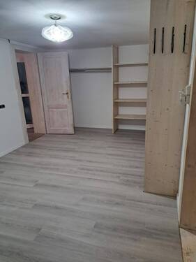 weiteres Zimmer OG - 