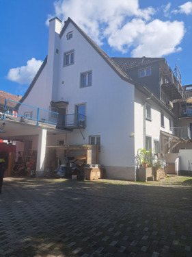 Ansicht von Westen - 1 Zimmer Mehrfamilienhaus, Wohnhaus in Müllheim