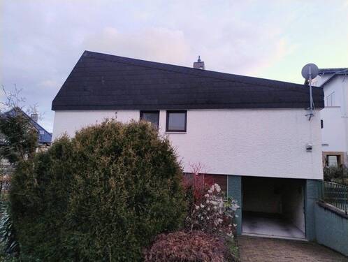 Außeansicht + Garage - 6 Zimmer Bungalow zum Kaufen in Bad Sooden-Allendorf