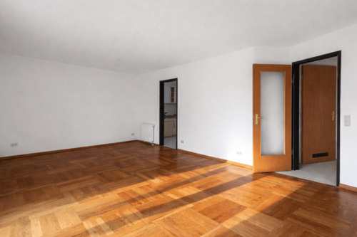 Wohnen - Seniorengerechte 2-Zimmer-Wohnung mit Balkon zu vermieten!