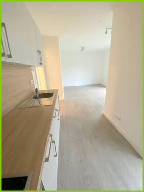 Blick ins Wohnzimmer - 