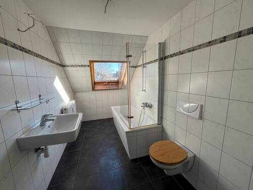 IMG_2399.jpg - Etagenwohnung mit 80,00 m&sup2; in Chemnitz zur Miete